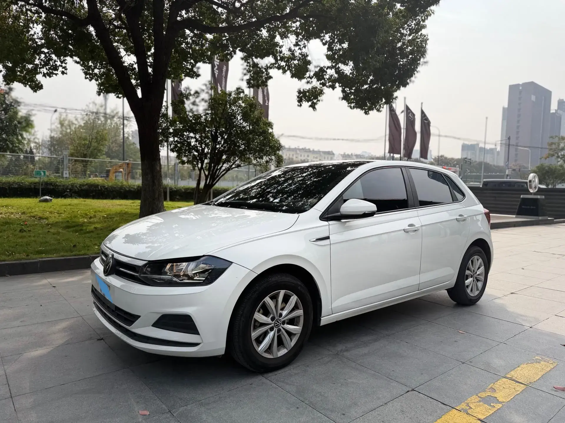 2021 VOLKSWAGEN POLO view 1