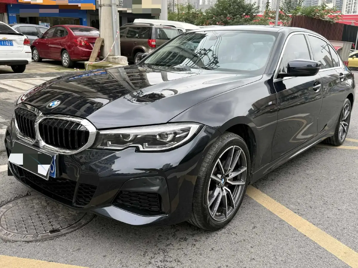 2022 BMW 3 Series 2.0T 184HP L4 8AT