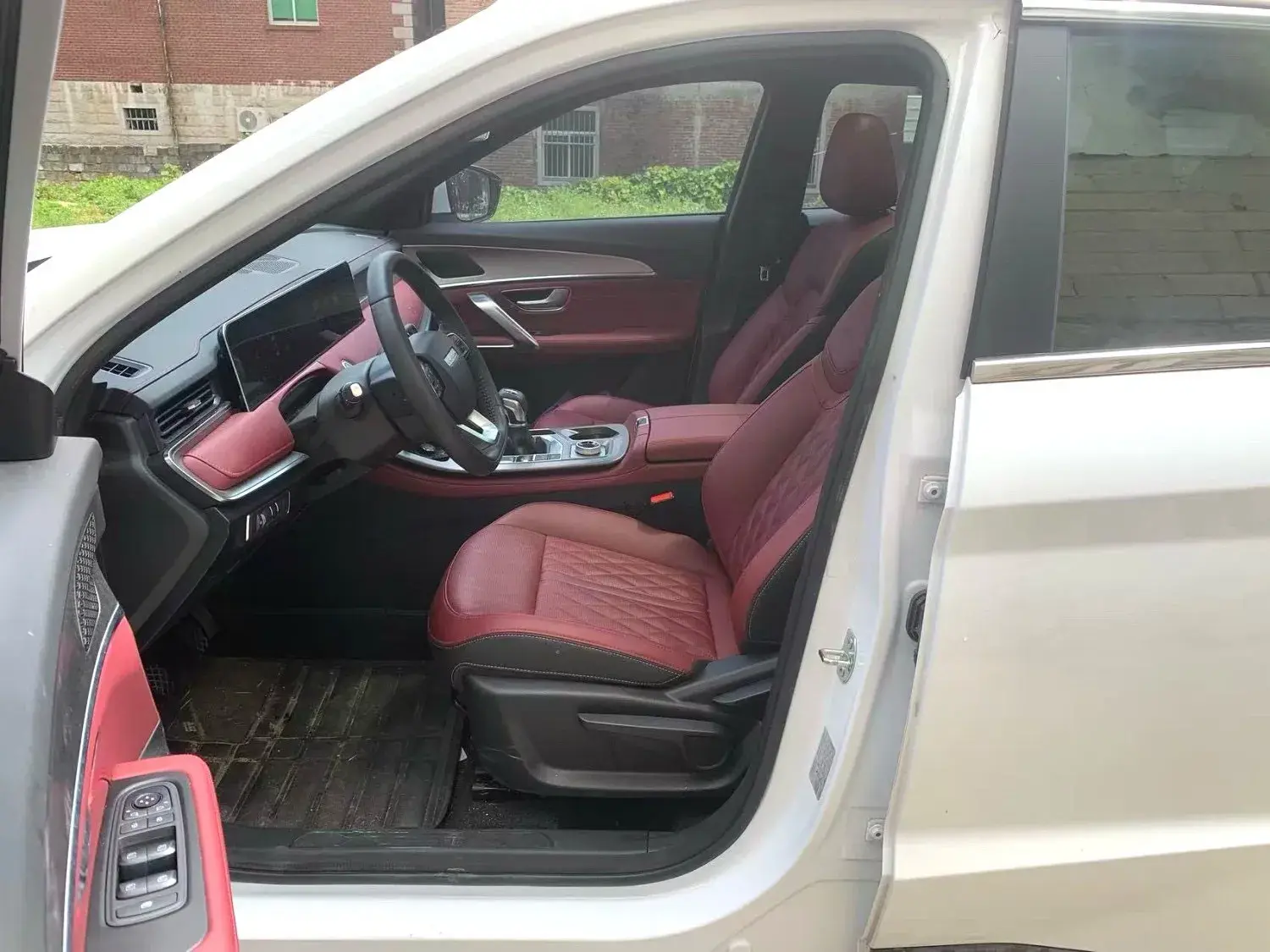 2023 JETOUR X70 thumbnail 3