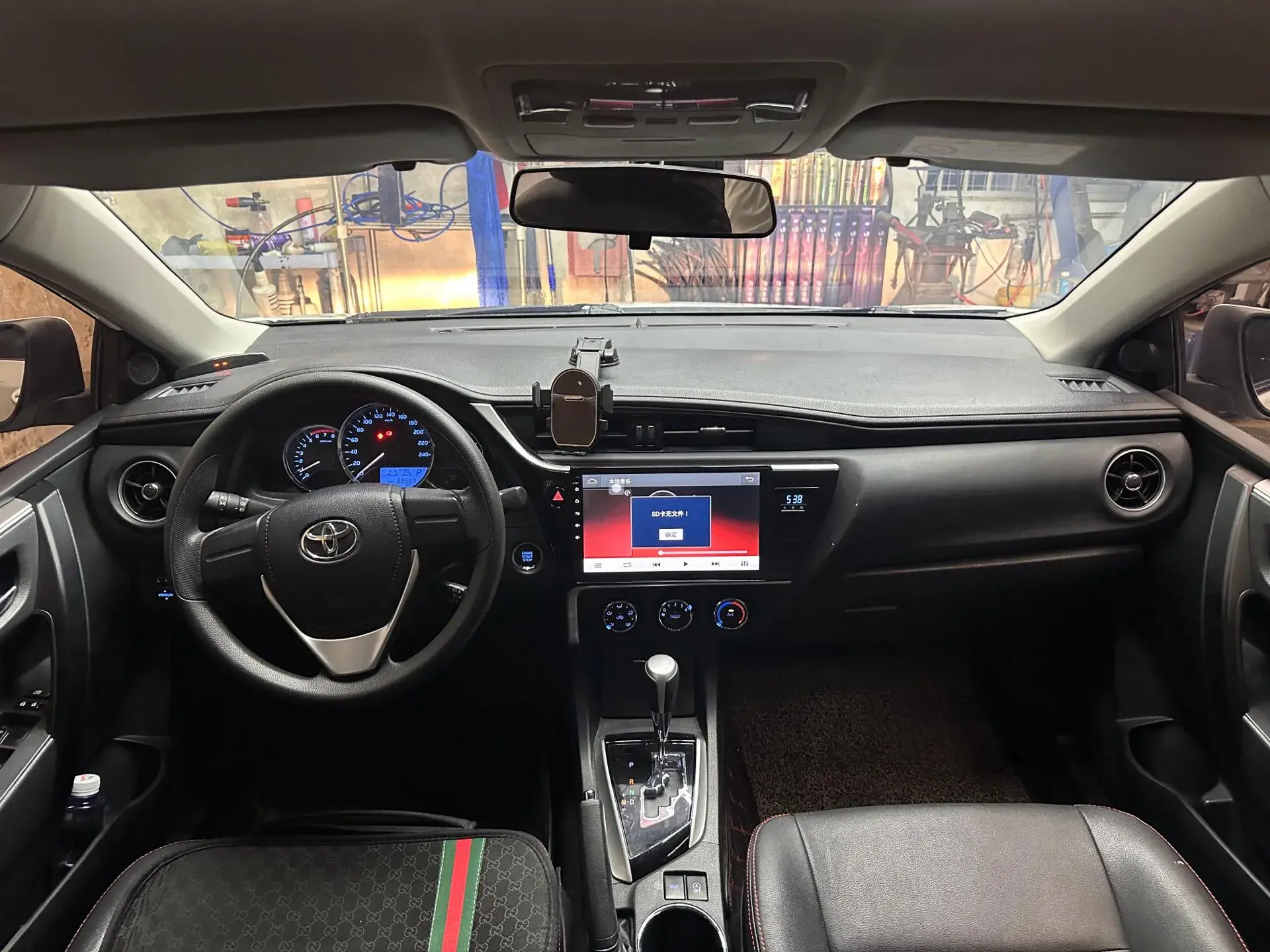 2018 TOYOTA COROLLA thumbnail 4