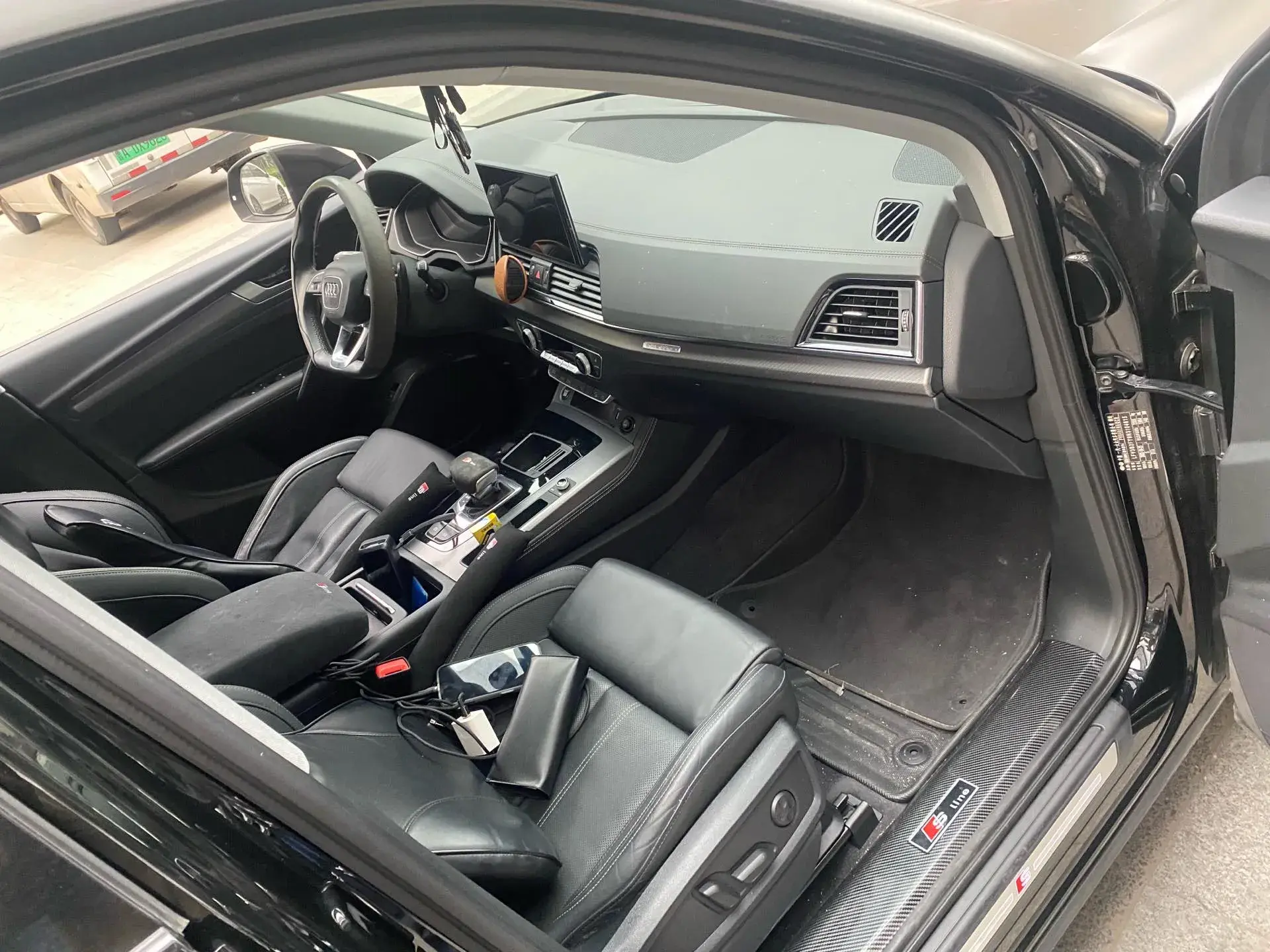 2022 AUDI Q5L thumbnail 4