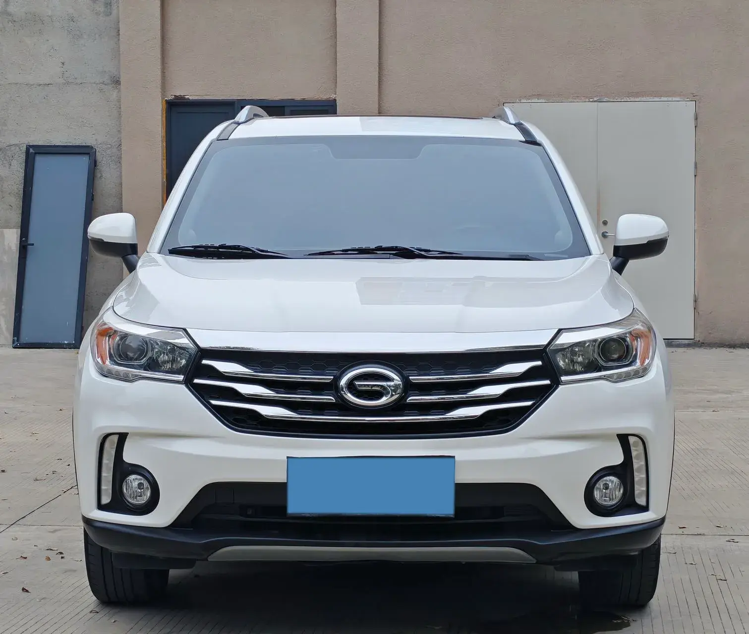 2017 GAC TRUMPCHI thumbnail 2