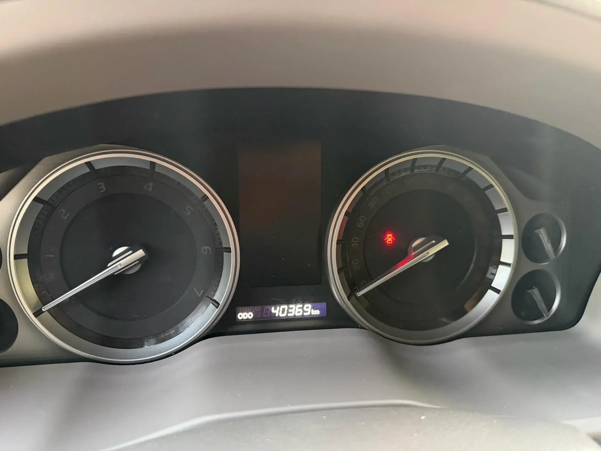 2019 CHEVROLET TRAX thumbnail 4