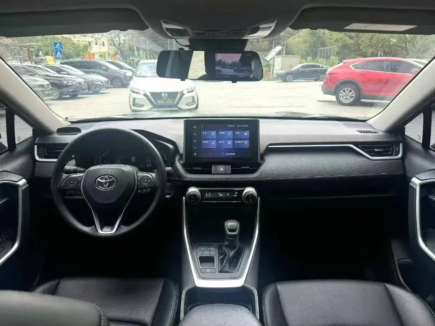 2022 Toyota RAV4 Hybird E+ 2.5L 180HP L4 E-CVT PHEV 15.984KWH,autocango,china used car exporter,china ev exporter,chinese used car exporter,chinese used ev exporter