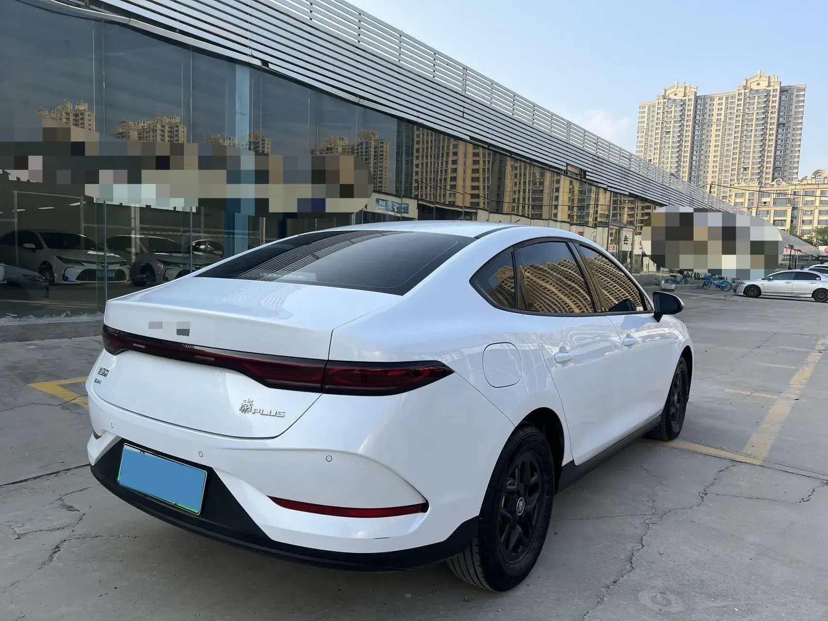 2024 BYD QIN thumbnail 4