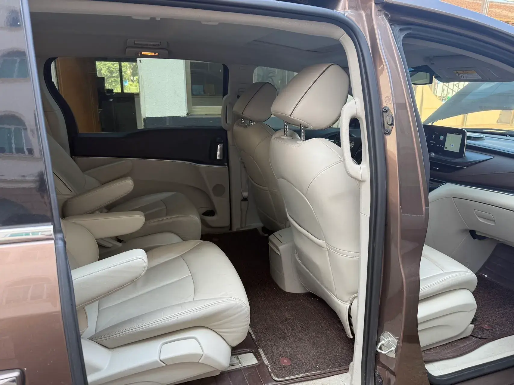 2021 BUICK GL8 thumbnail 4