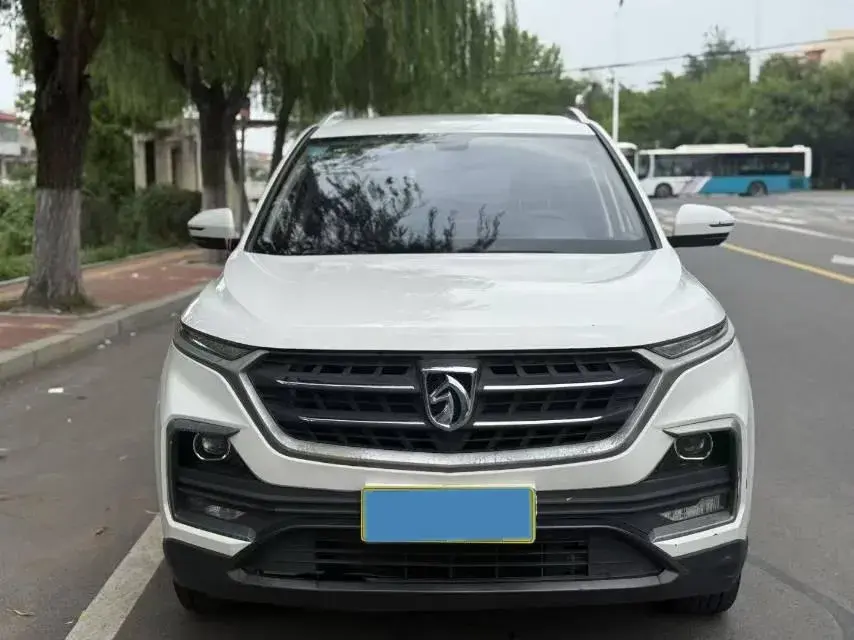 2018 BAOJUN 530 thumbnail 3