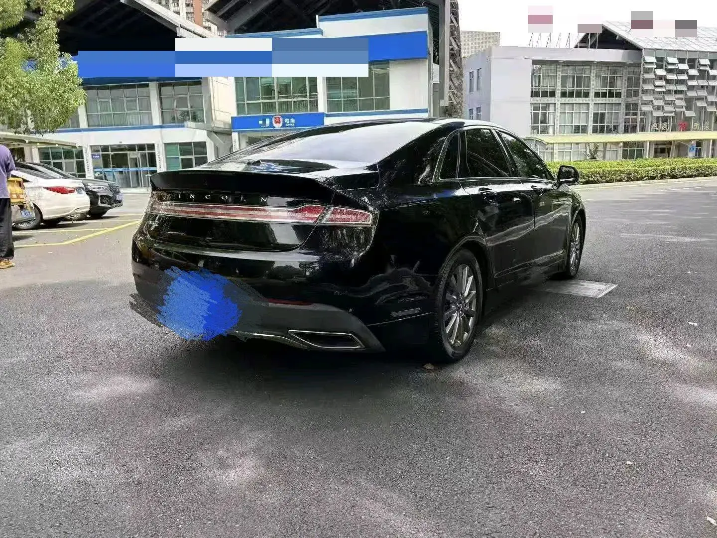 2018 LINCOLN MKZ thumbnail 3