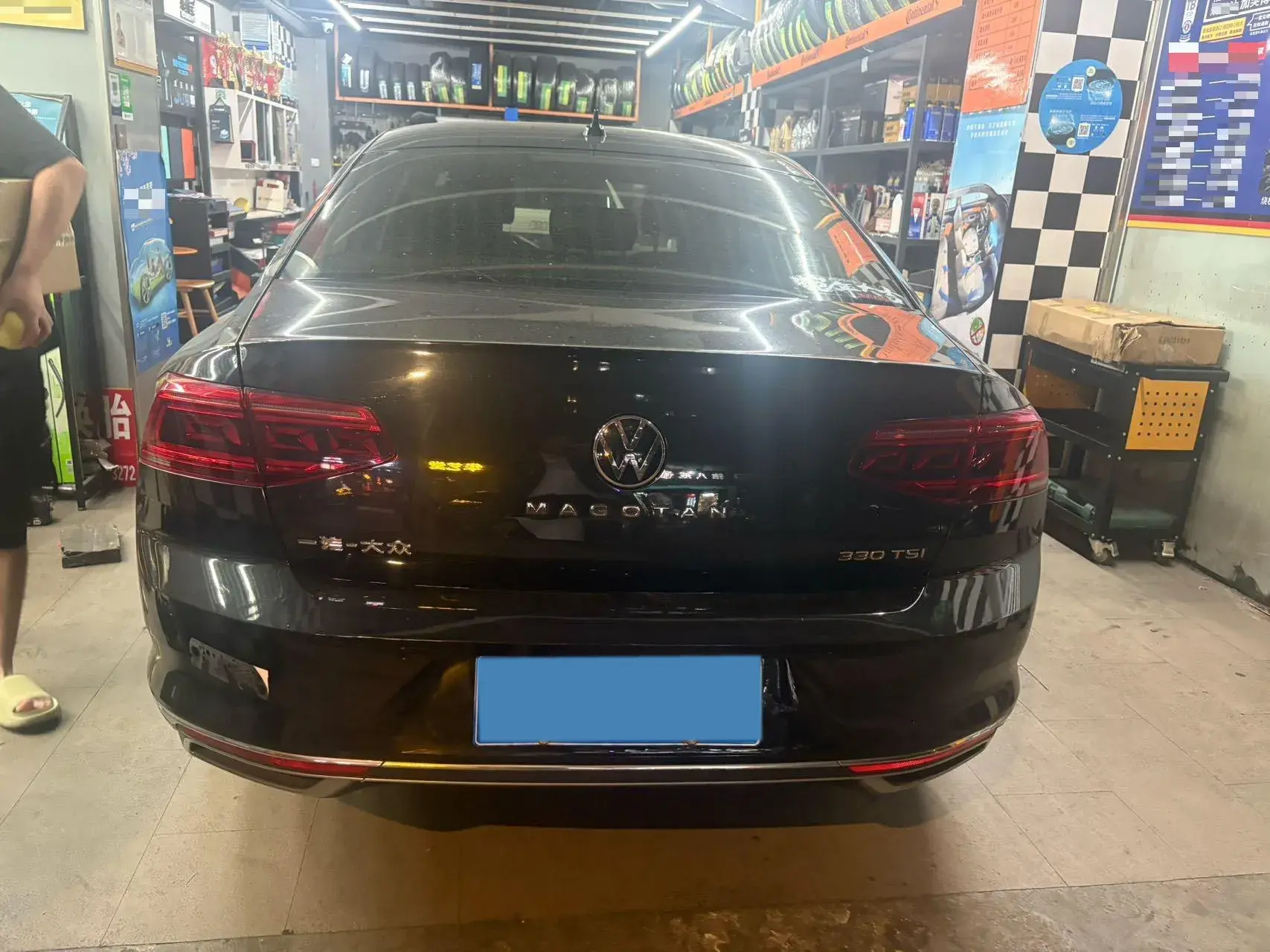 2020 VOLKSWAGEN MAGOTAN thumbnail 3