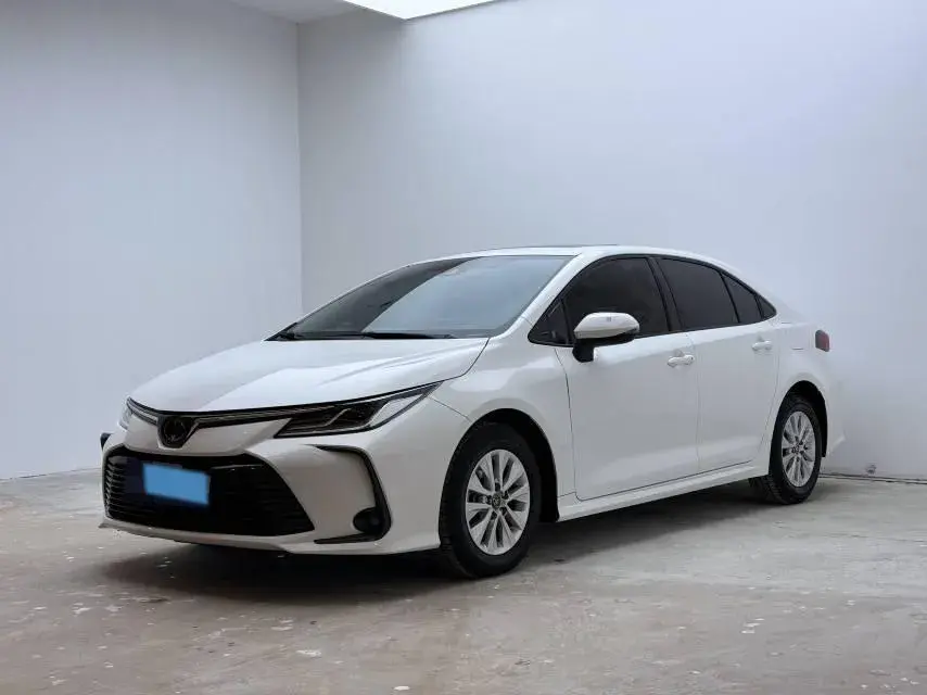 2021 TOYOTA COROLLA view 1