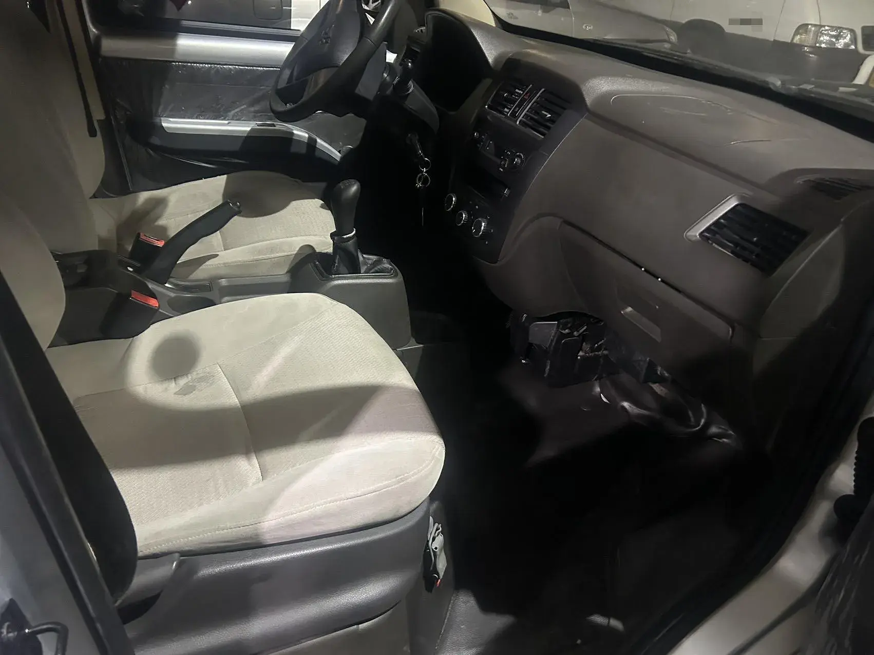 2022 WULING RONGGUANG thumbnail 4