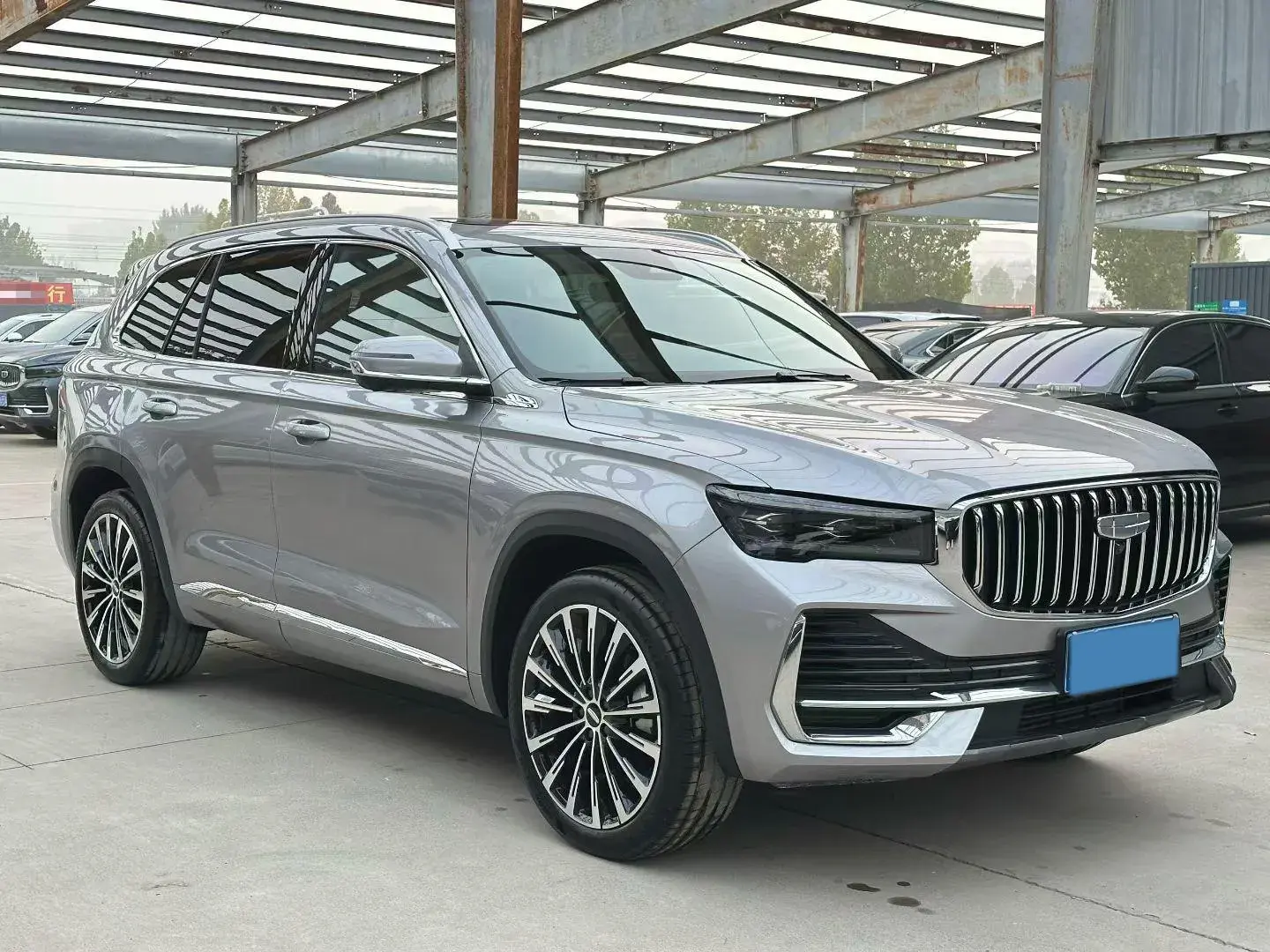 2023 GEELY MONJARO thumbnail 3