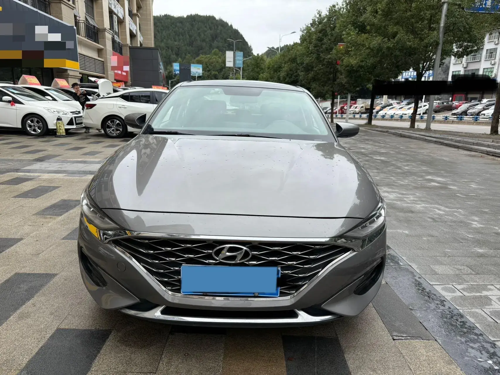2019 HYUNDAI LA thumbnail 2