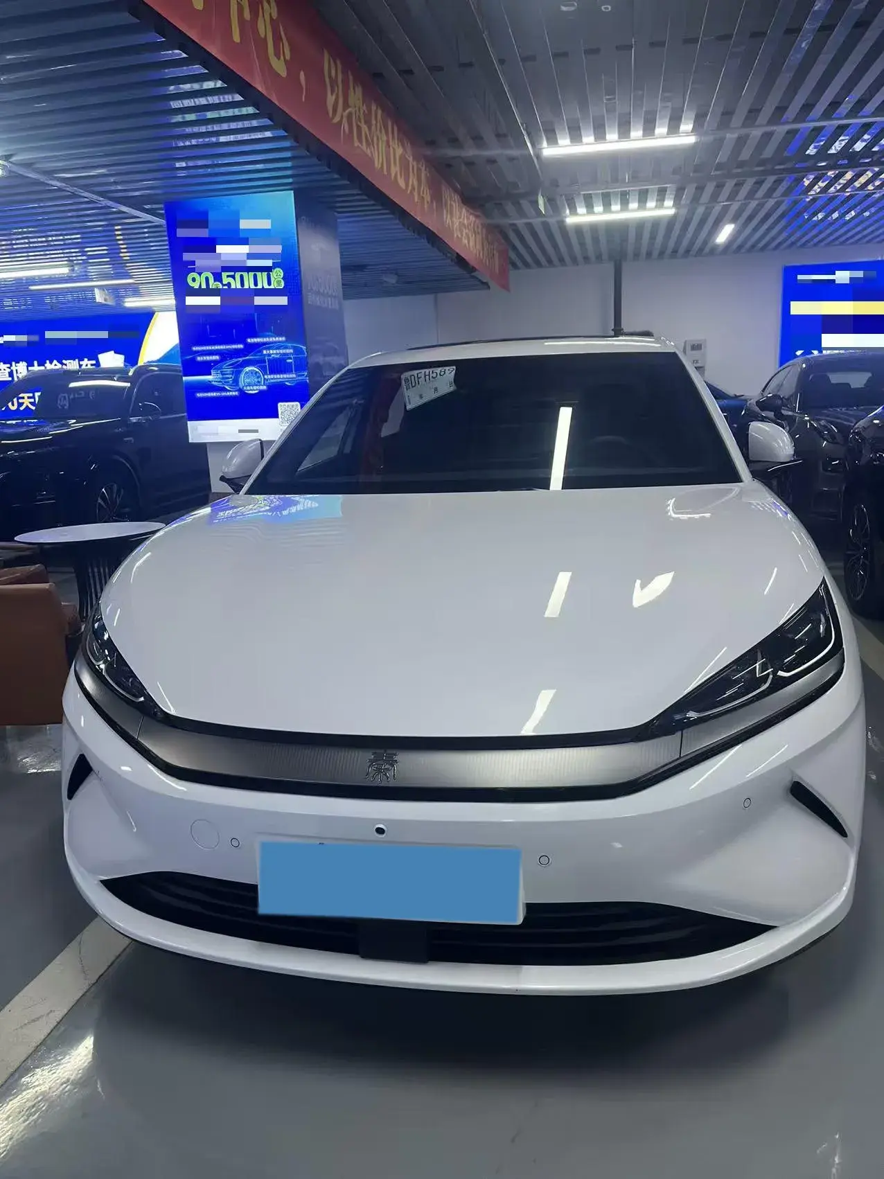 2025 BYD QINL thumbnail 2