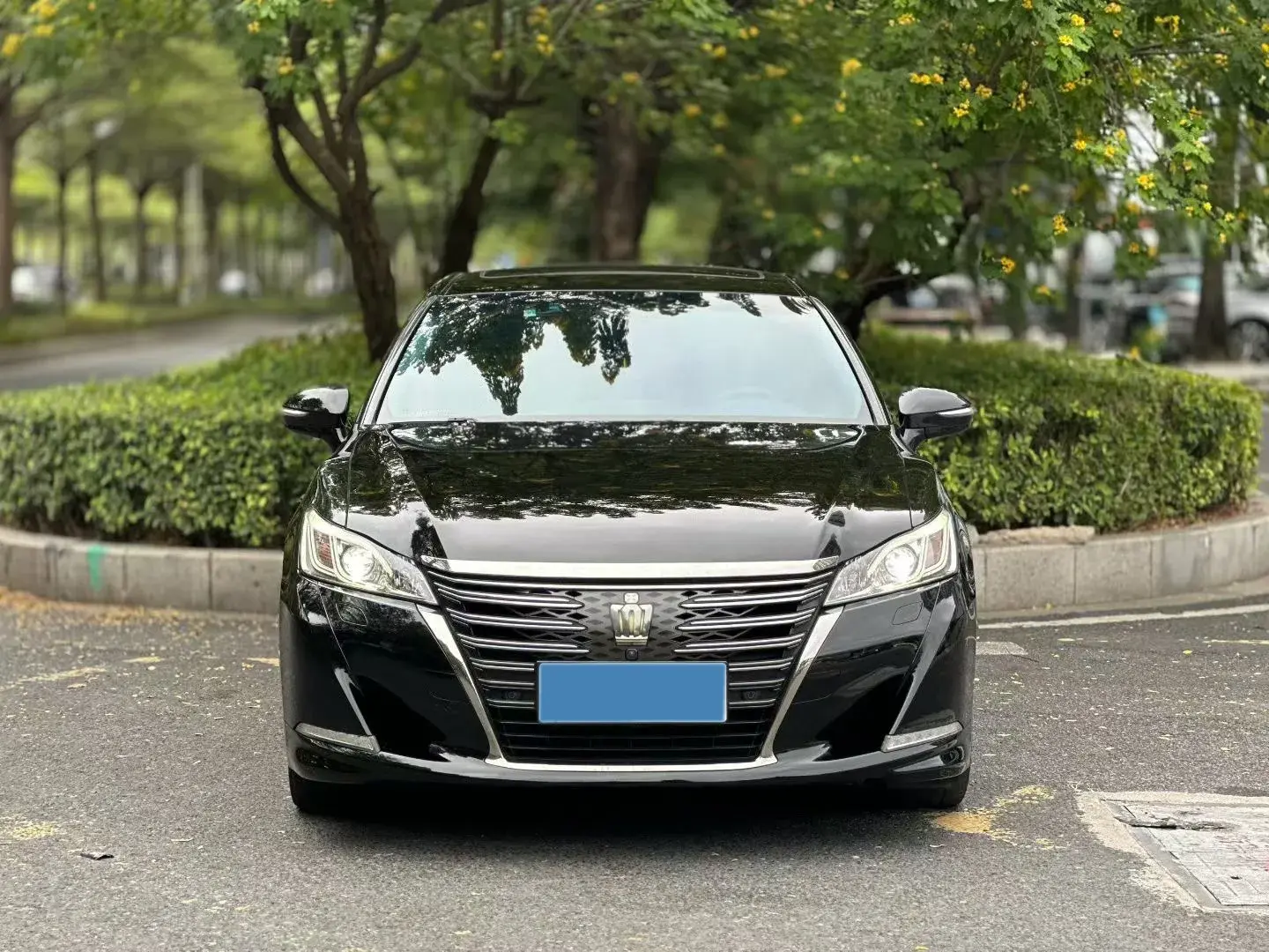 2018 TOYOTA CROWN thumbnail 2