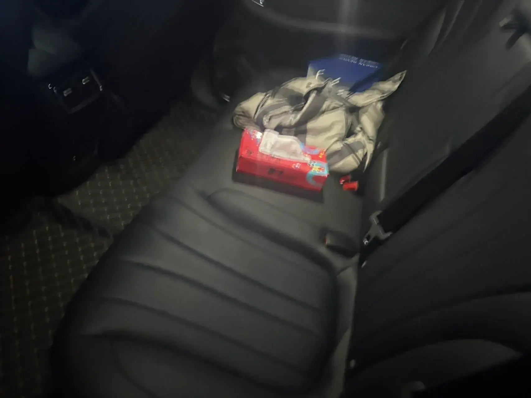 2020 ROEWE I6 thumbnail 4