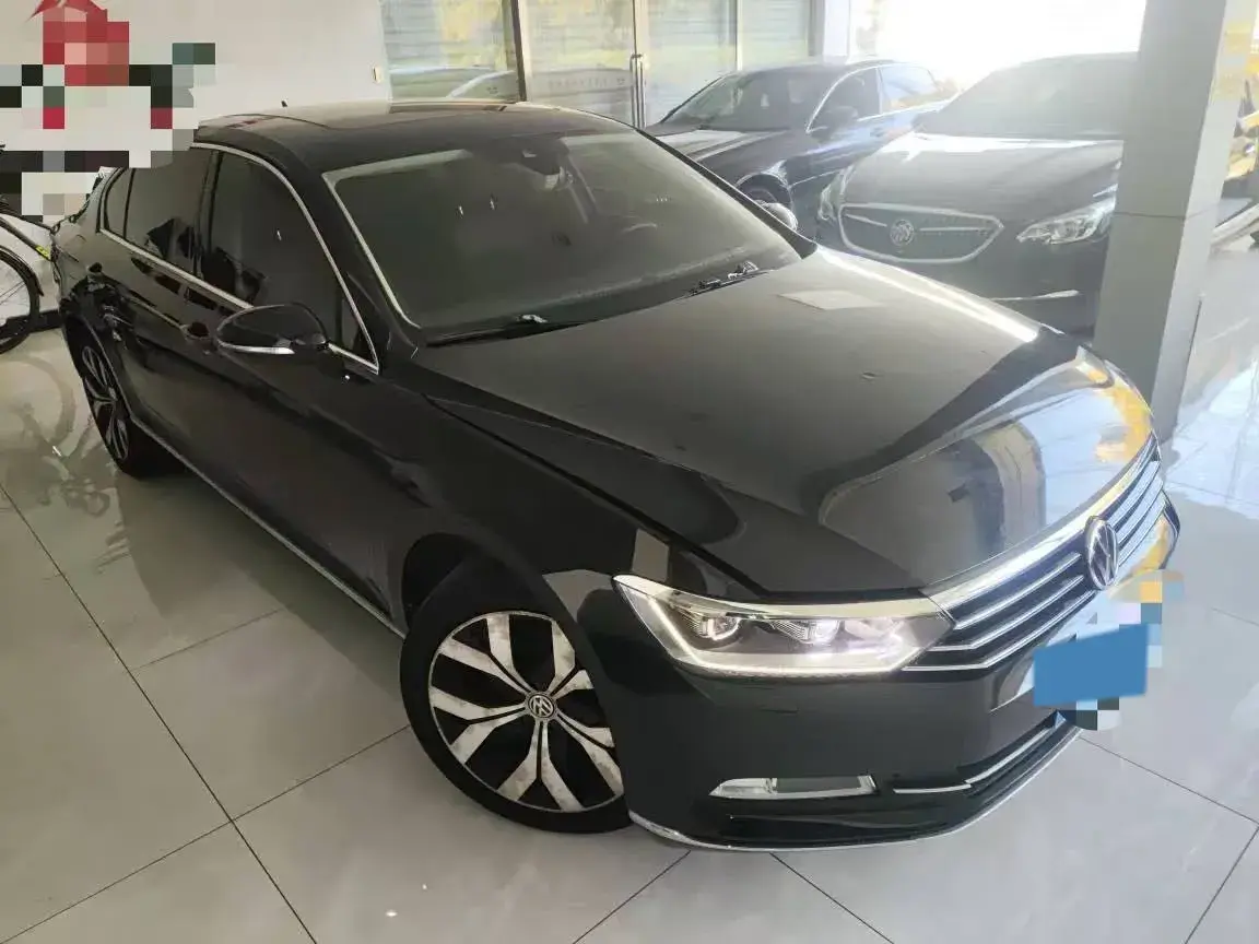 2018 VOLKSWAGEN MAGOTAN thumbnail 2