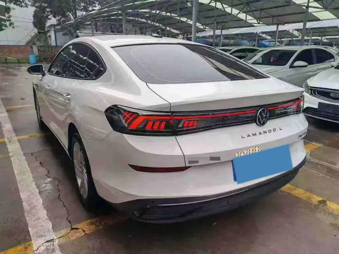 2022 VOLKSWAGEN LAMANDO thumbnail 4