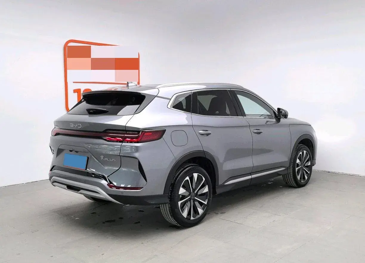 2025 BYD SONG thumbnail 2