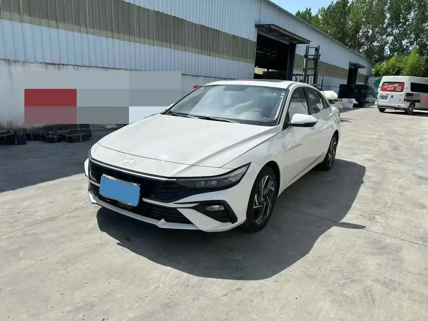 2023 HYUNDAI ELANTRA view 1