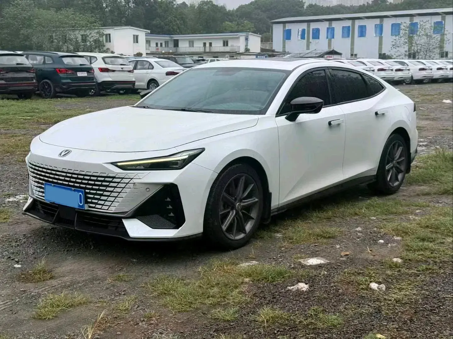 2022 CHANGAN UNI-V view 1