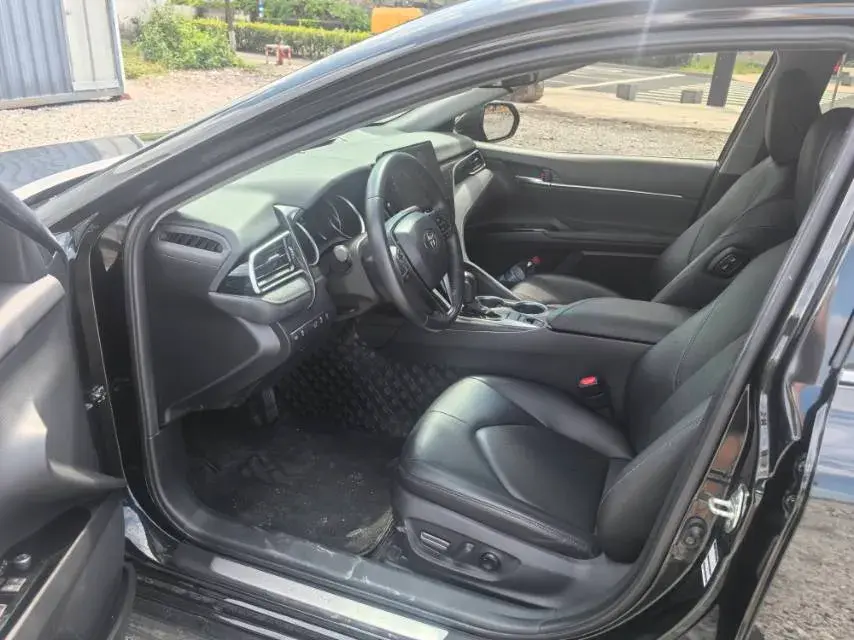 2021 TOYOTA CAMRY thumbnail 4