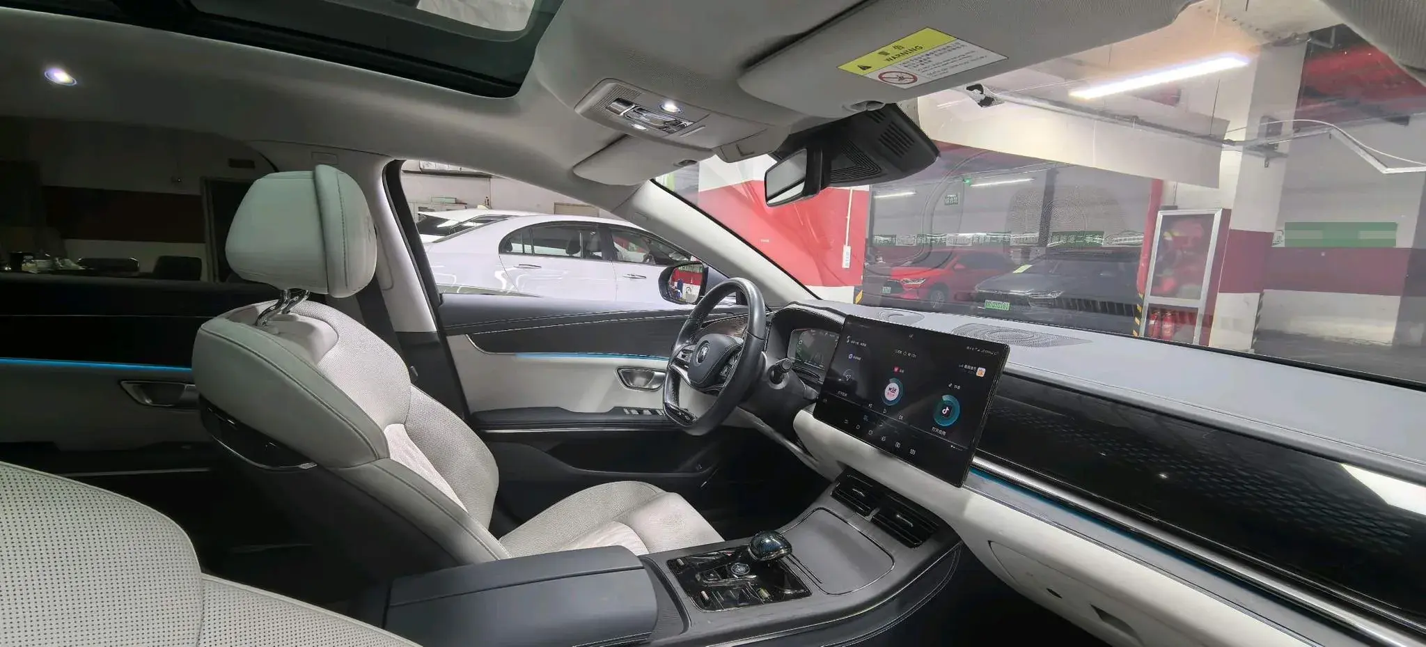 2020 BYD HAN thumbnail 4