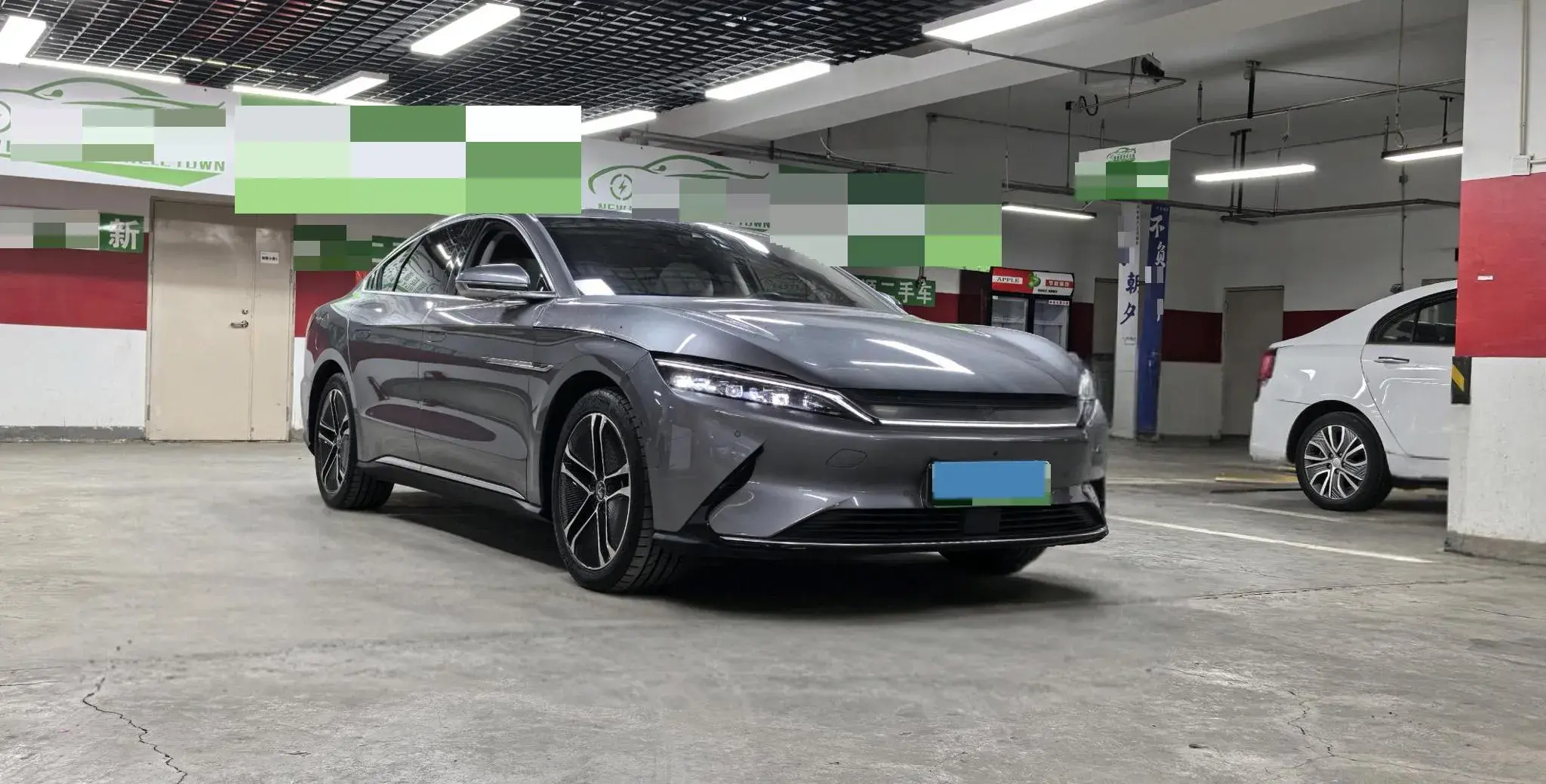 2020 BYD HAN thumbnail 3