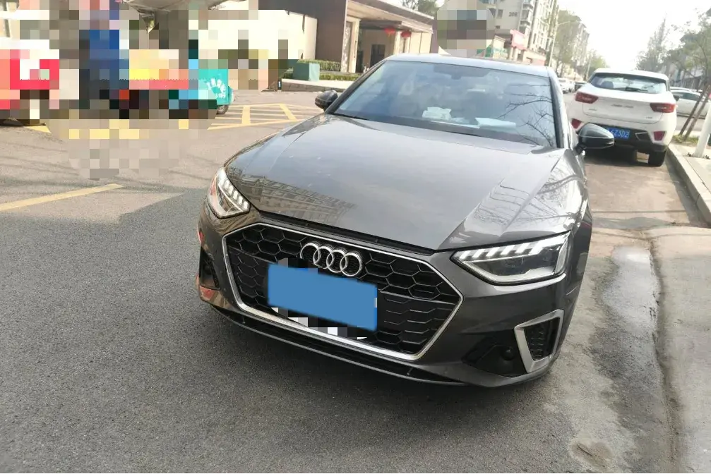 2023 AUDI A4L thumbnail 2