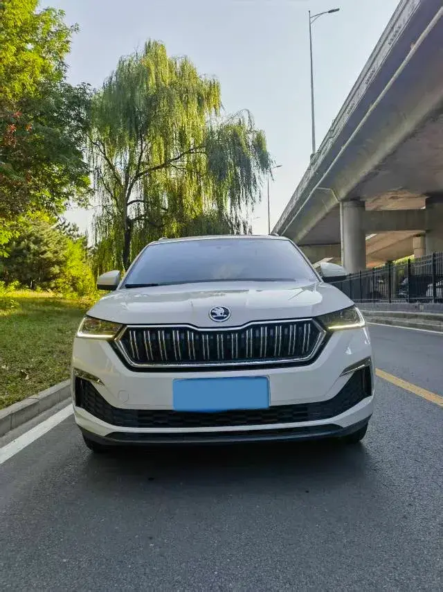 2020 SKODA KAMIQ thumbnail 2