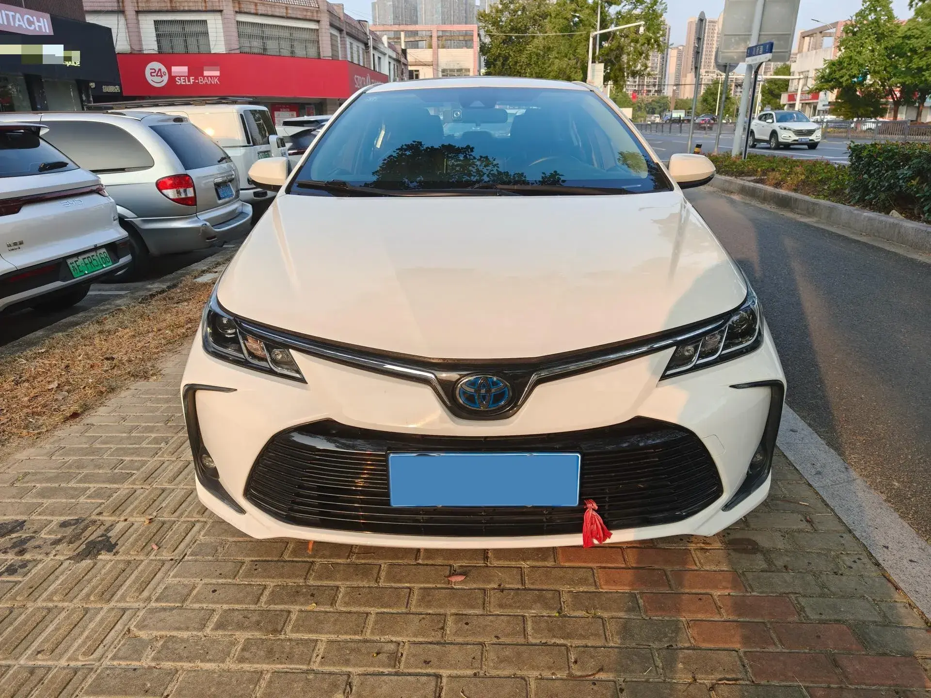 2021 TOYOTA COROLLA thumbnail 2