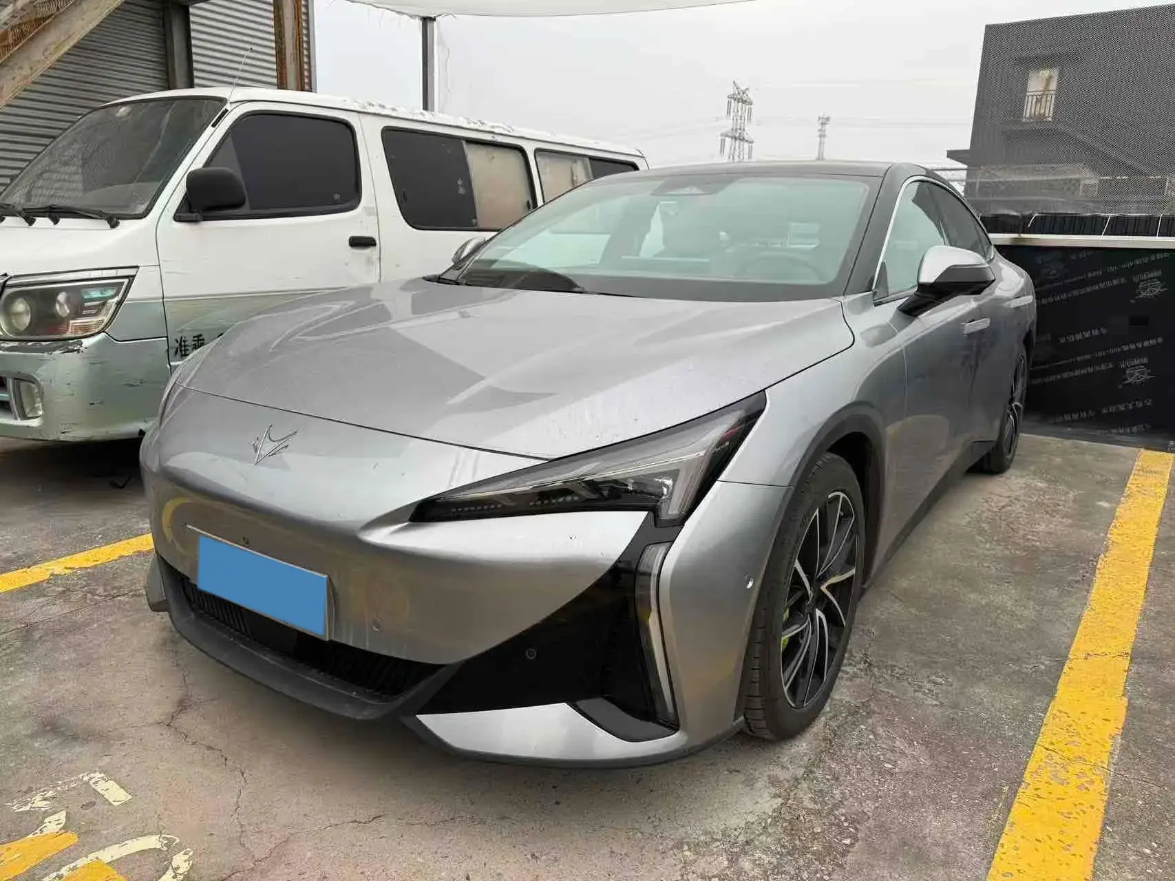 2024 ARCFOX ΑS5 view 1