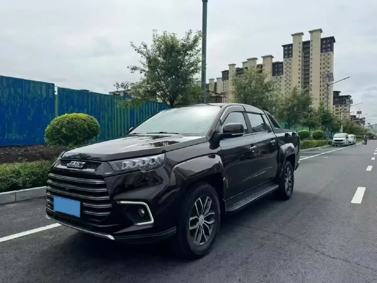 2022 JMC YuHu 9 2.0T 141HP L4 8AT