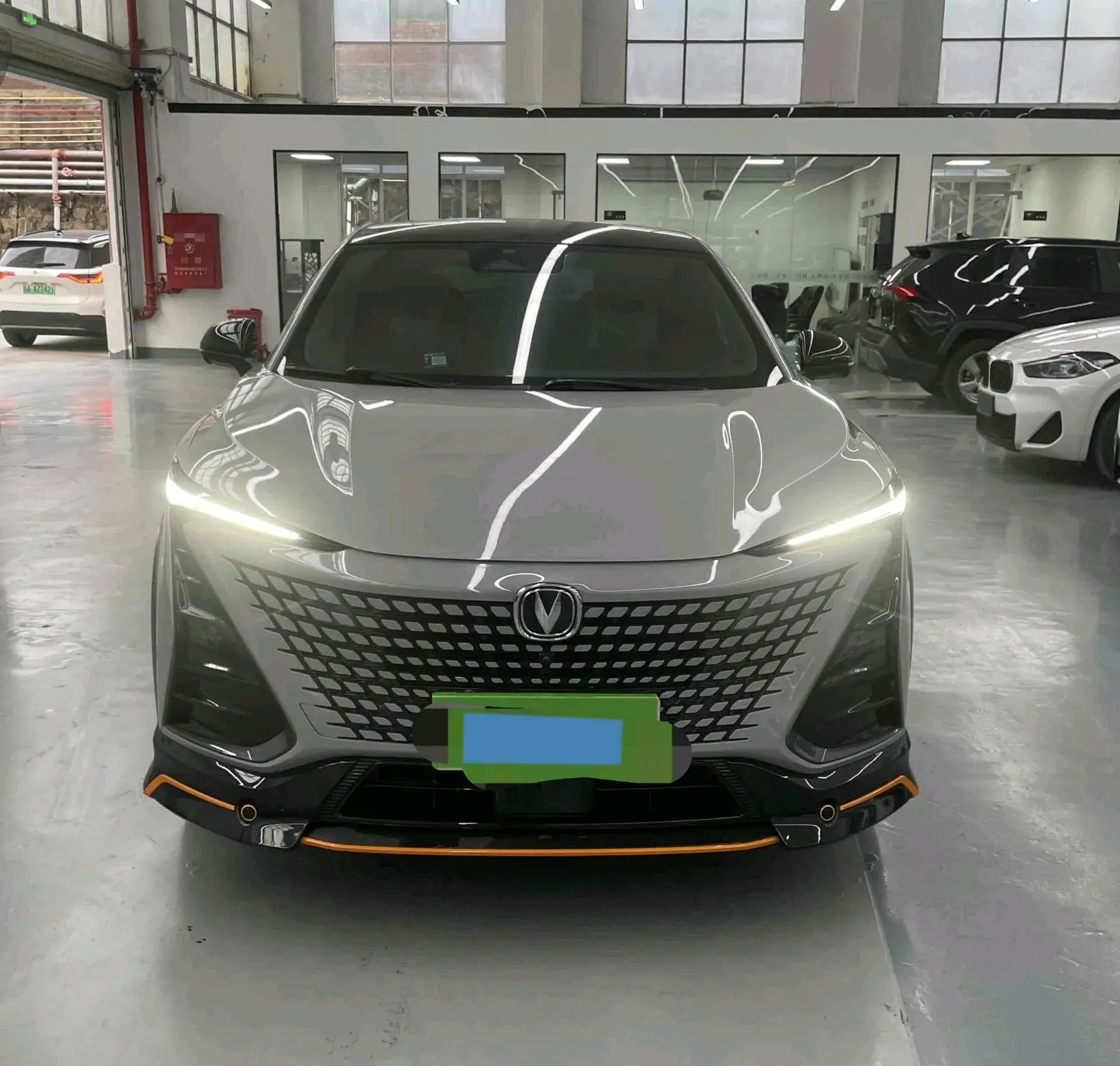 2022 CHANGAN UNI-T thumbnail 2