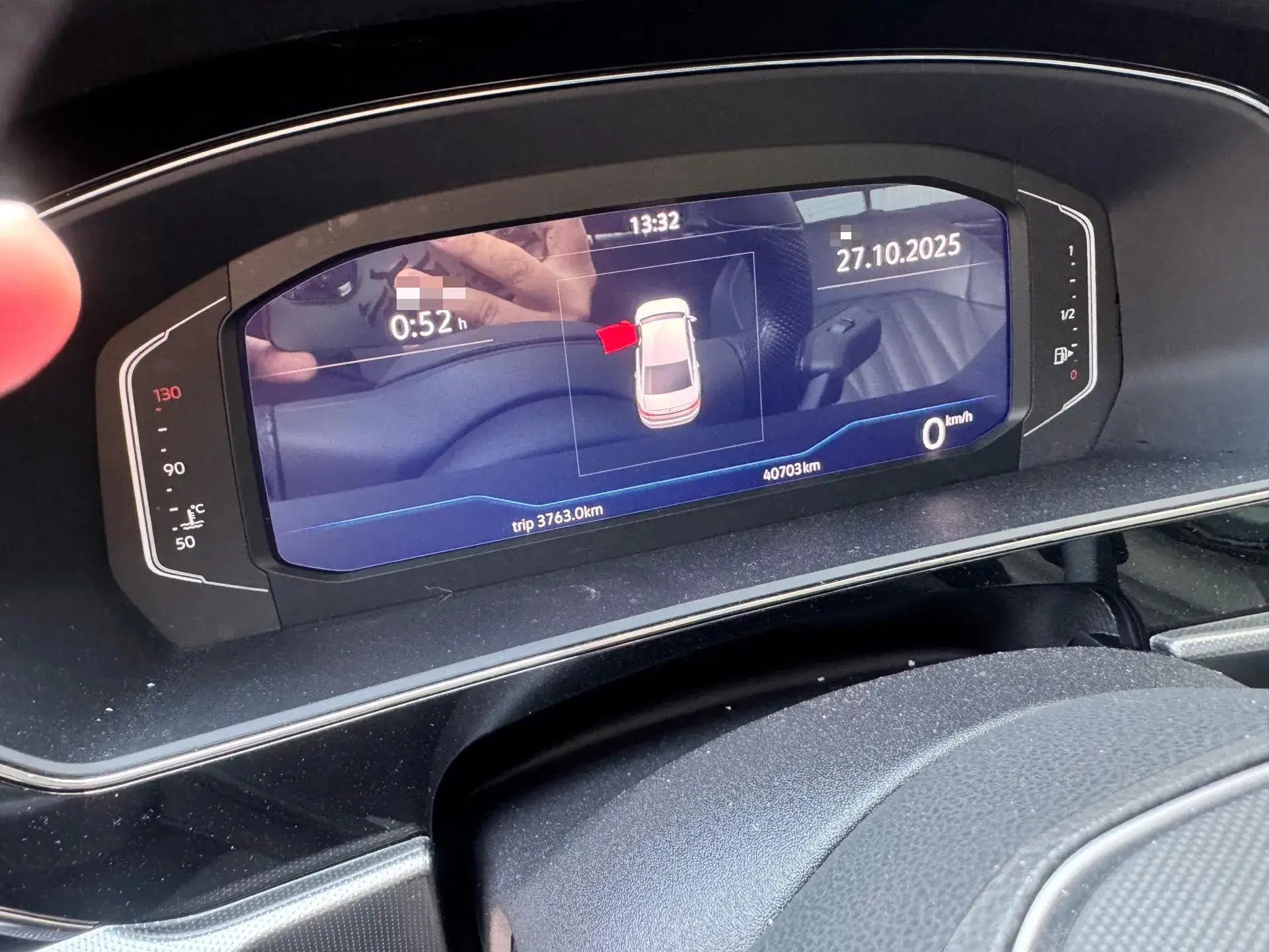 2022 VOLKSWAGEN PASSAT thumbnail 4