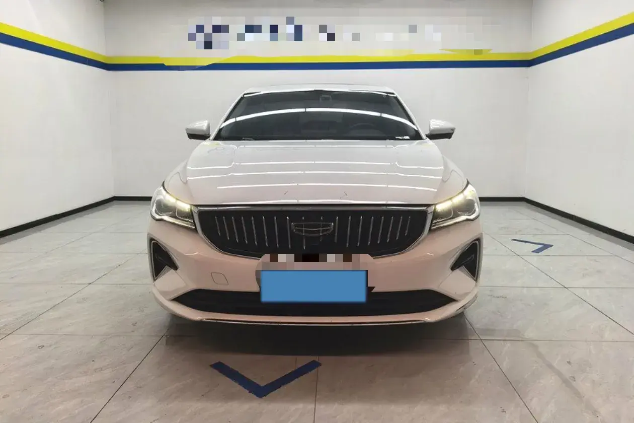 2022 GEELY EMGRAND thumbnail 3