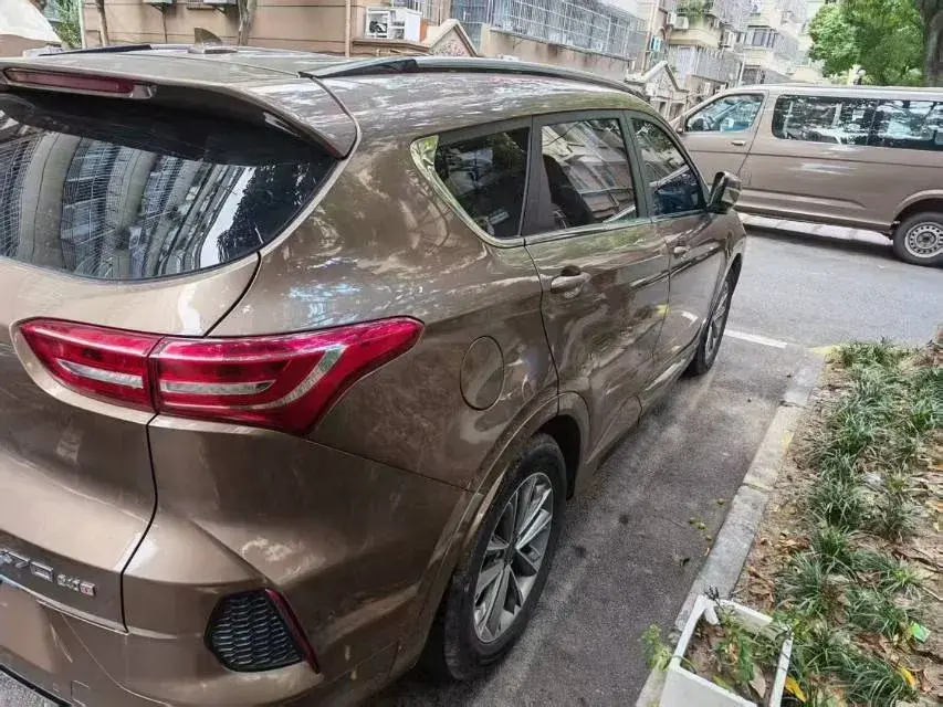 2020 JETOUR X70 thumbnail 3