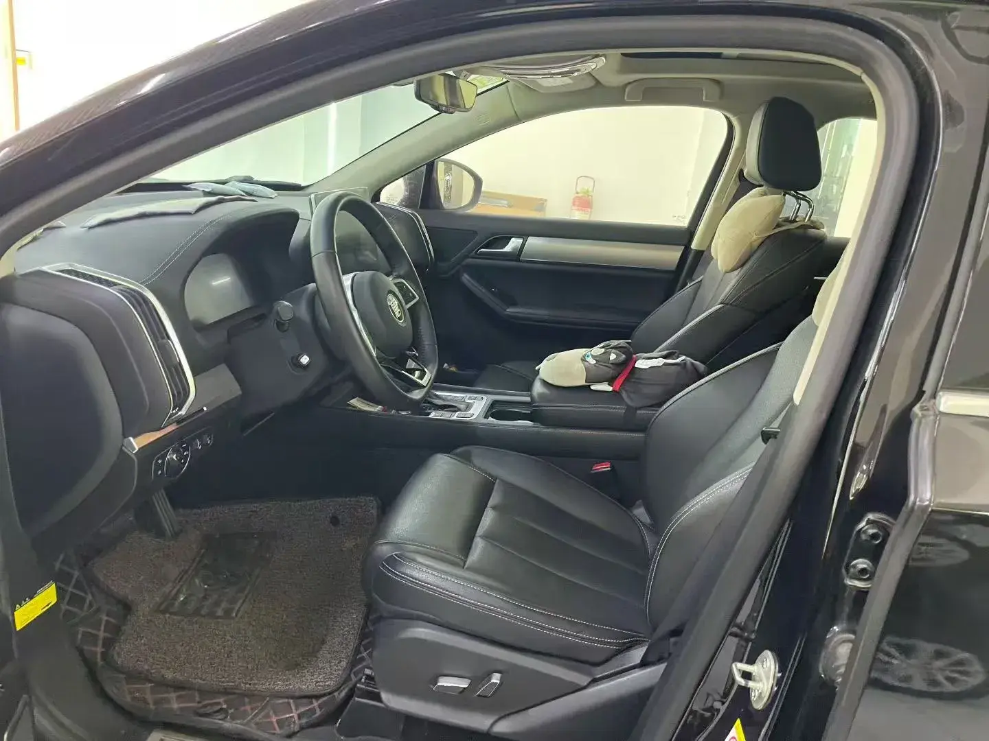 2018 BYD TANG thumbnail 2