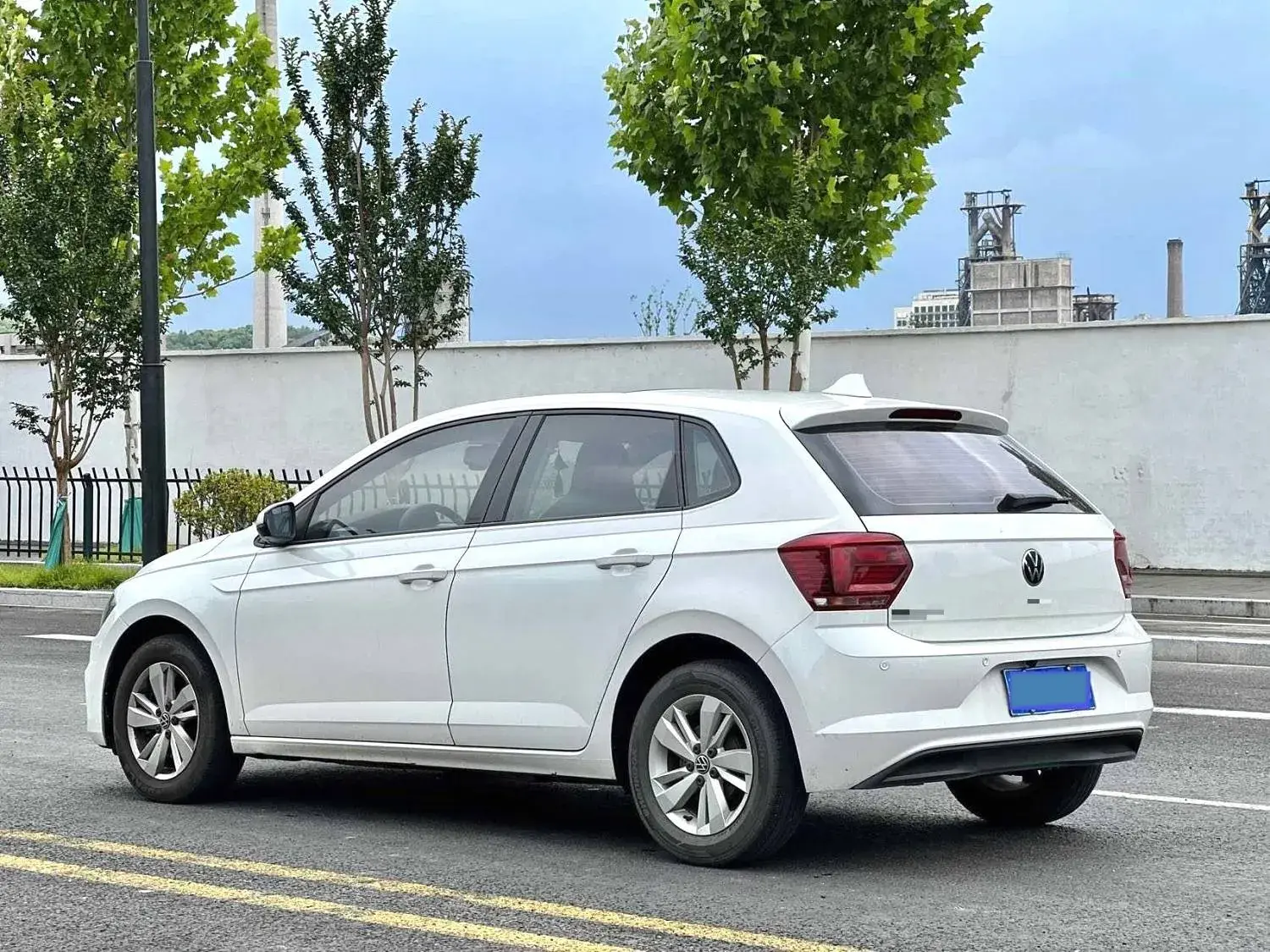 2022 VOLKSWAGEN POLO thumbnail 4