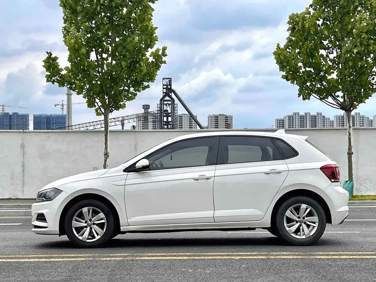 2022 VOLKSWAGEN POLO thumbnail 3