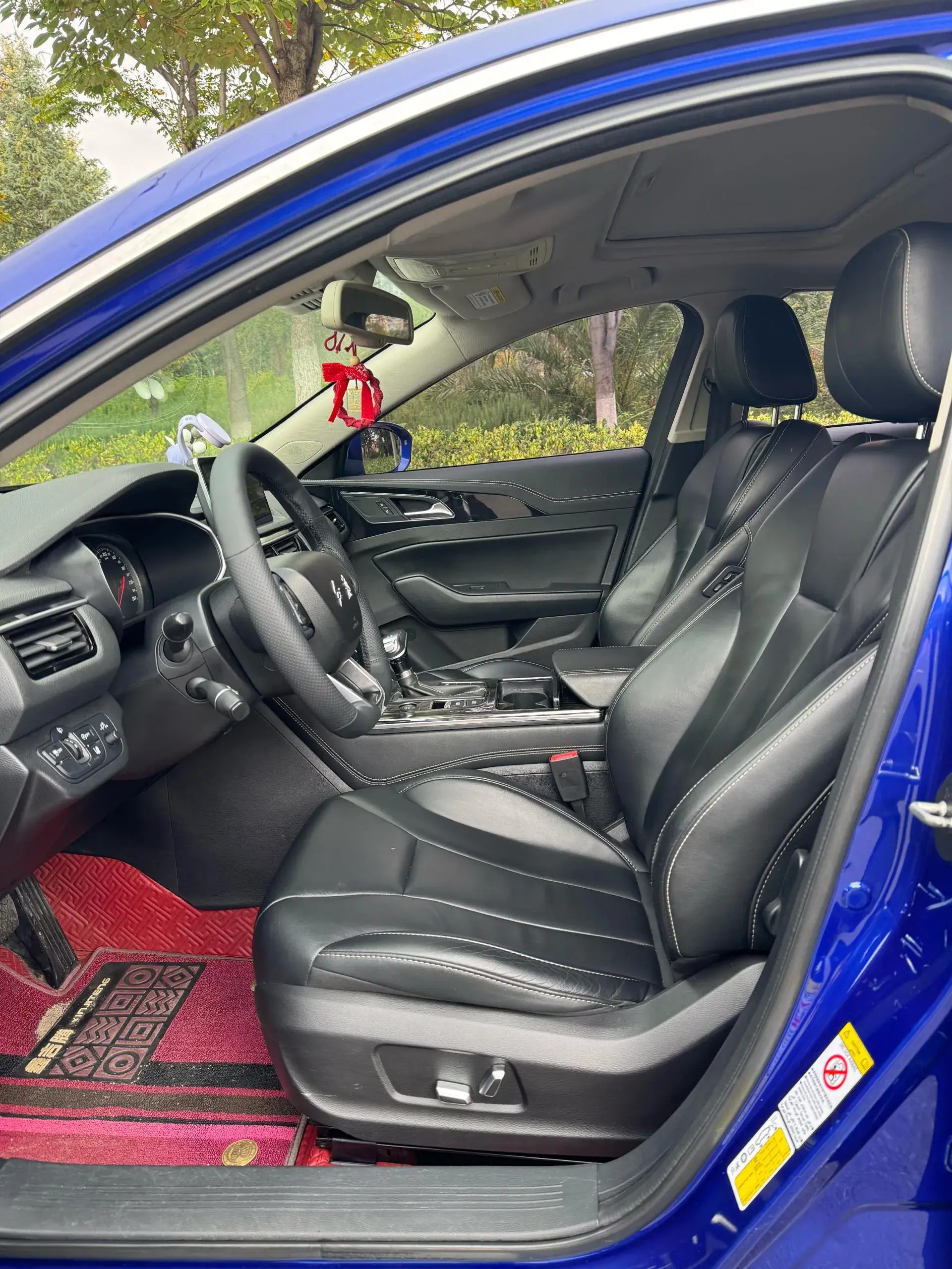 2018 HONGQI H5 thumbnail 4