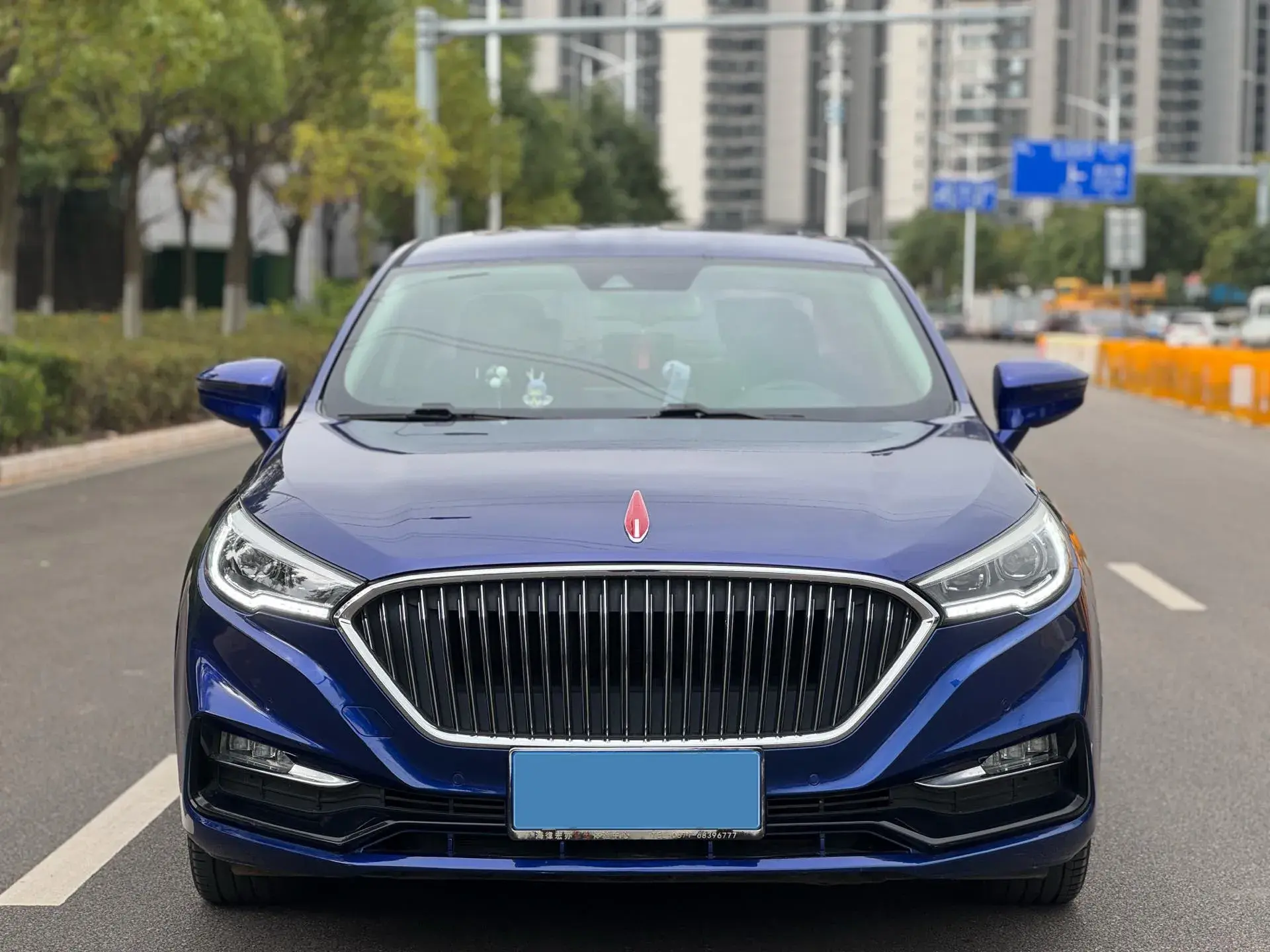 2018 HONGQI H5 thumbnail 2
