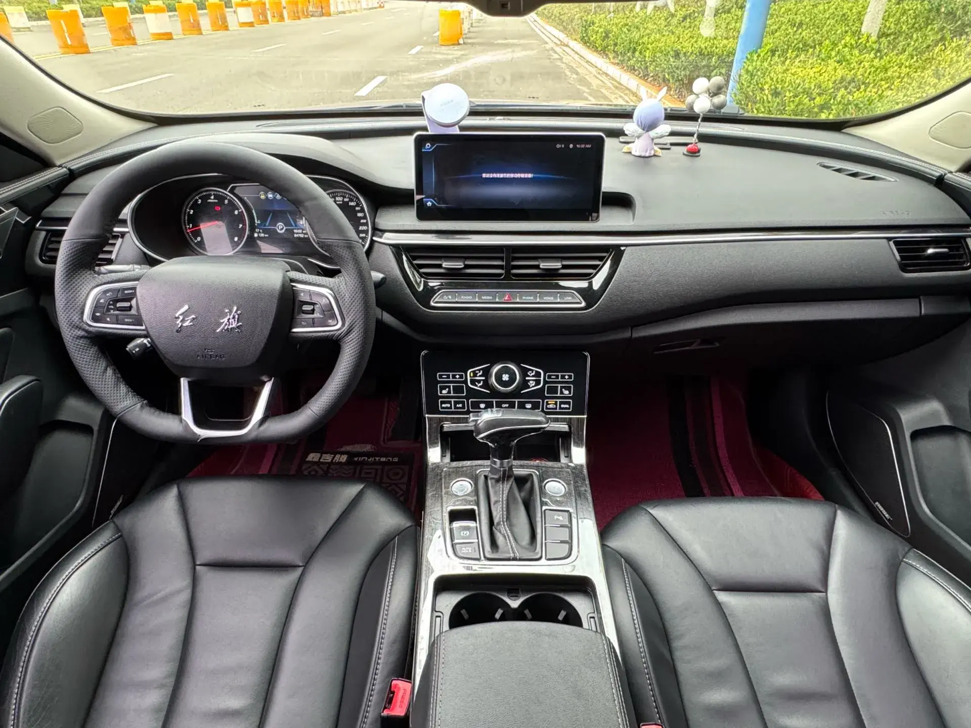 2018 HONGQI H5 thumbnail 3