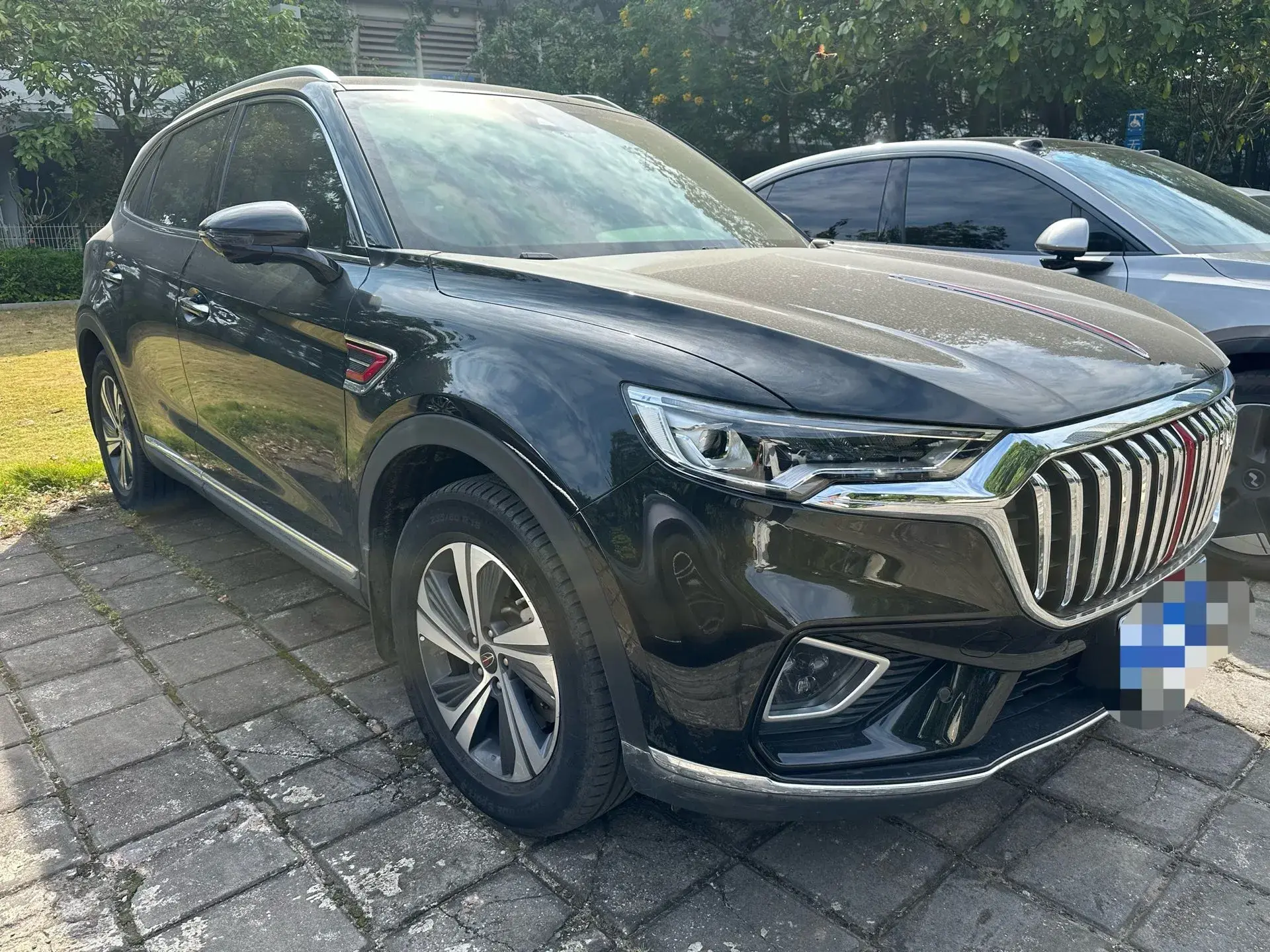 2019 HONGQI HS5 thumbnail 3