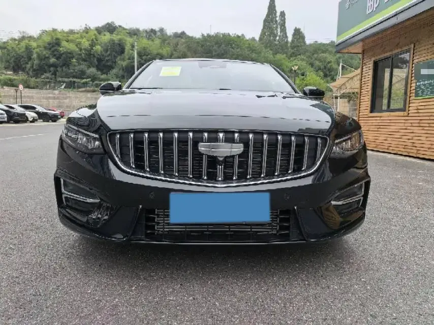 2025 GEELY PREFACE thumbnail 2