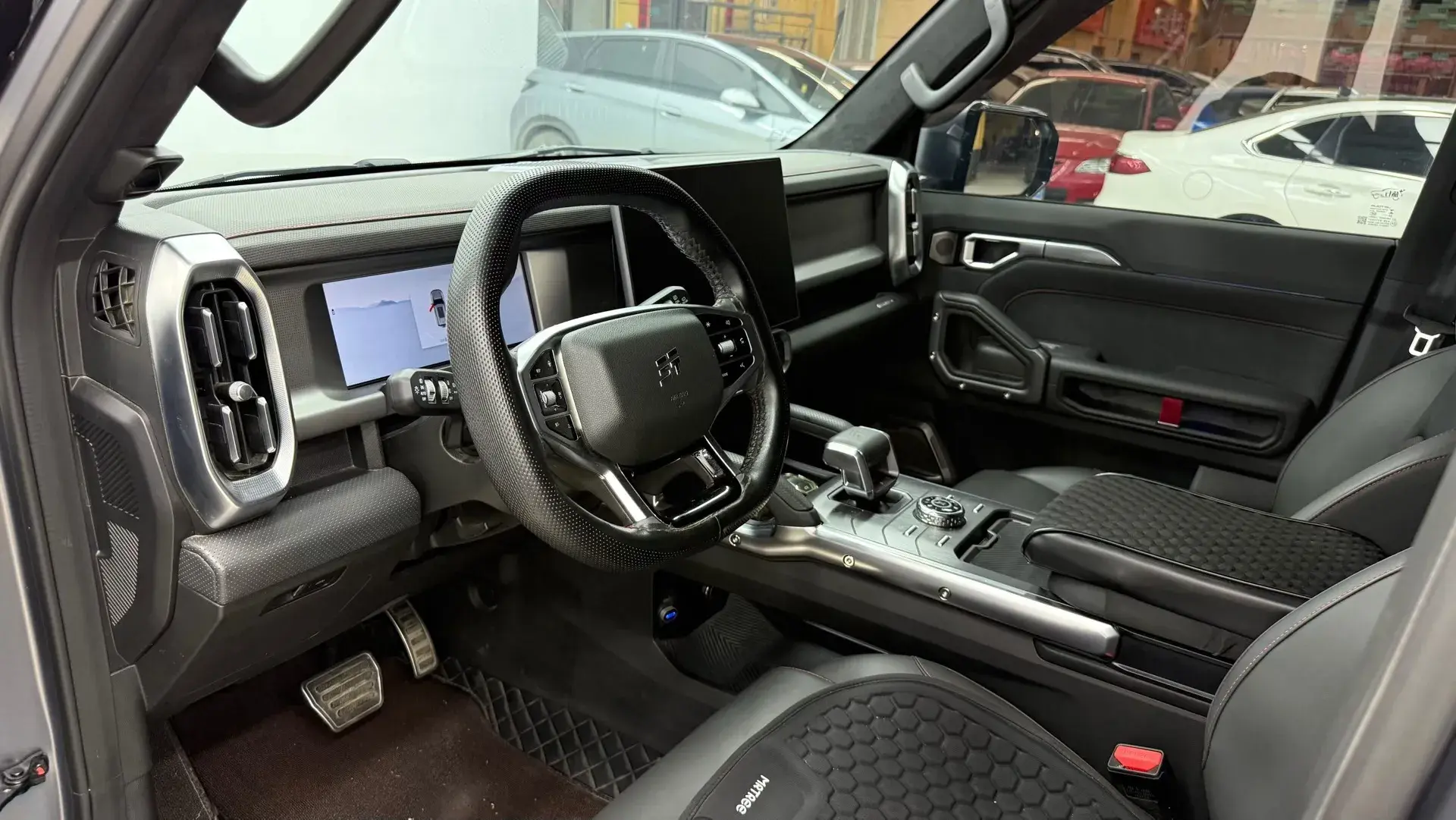 2023 JETOUR TRAVELLER thumbnail 4