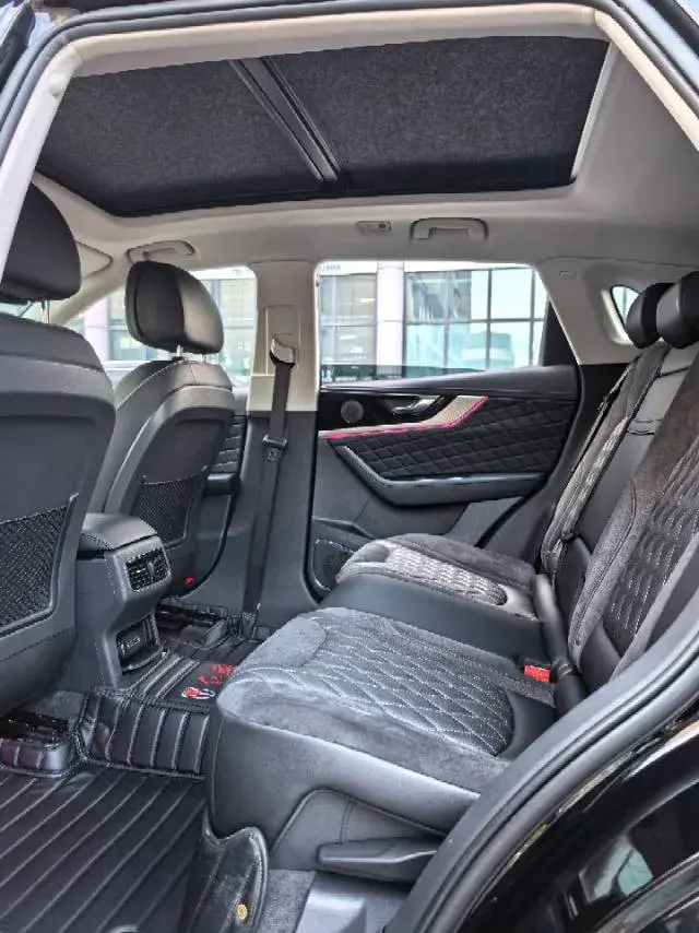 2022 HONGQI HS5 thumbnail 4