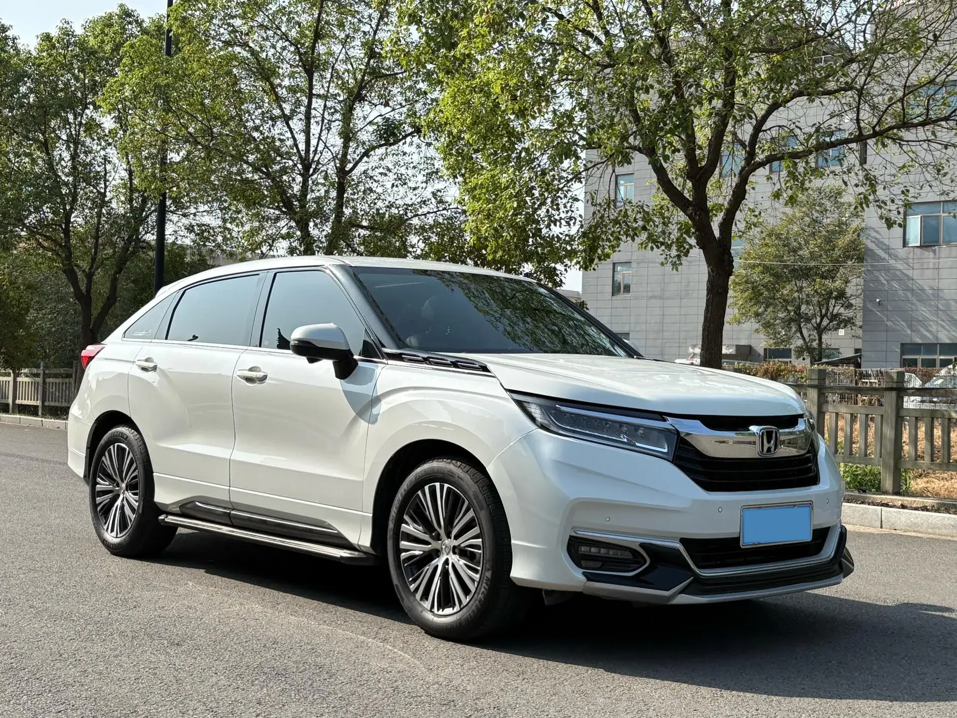 2020 HONDA AVANCIER thumbnail 2