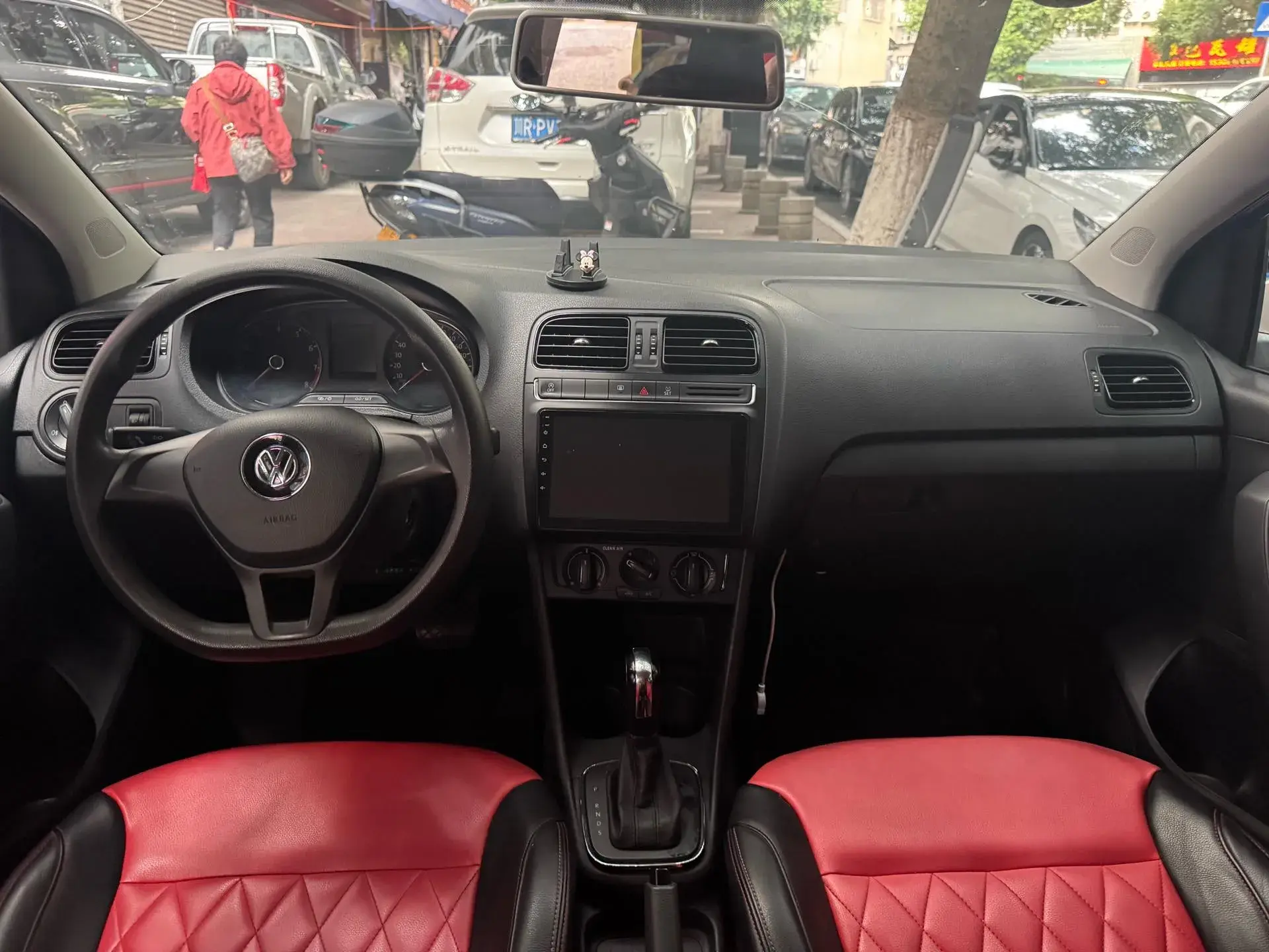 2018 VOLKSWAGEN POLO thumbnail 3