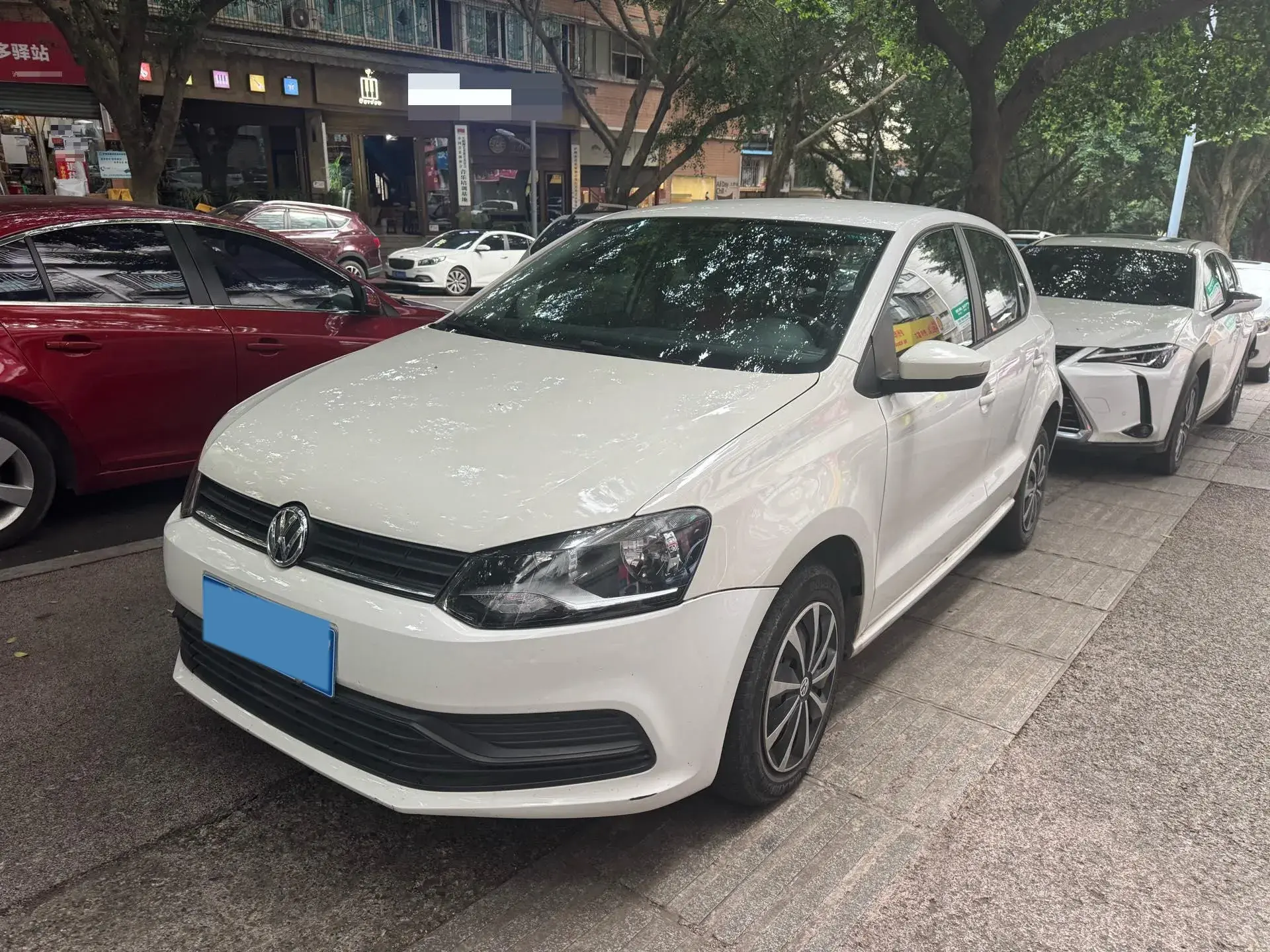 2018 VOLKSWAGEN POLO view 1